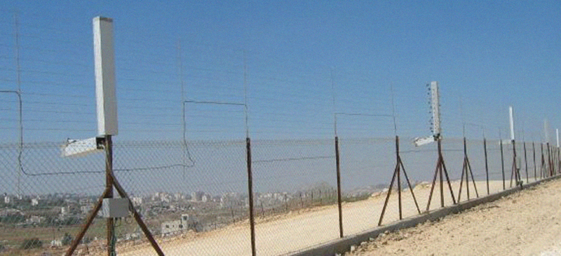 CallaWalsh's tweet image. Elbit Systems, Israel's largest weapons company, "battle-tests" its weapons &amp;amp; border surveillance technology on Palestinians &amp;amp; then sells it to the US govt to use against migrants. In September 2023, Elbit got another multi-million $ contract with US Customs &amp;amp; Border Patrol.