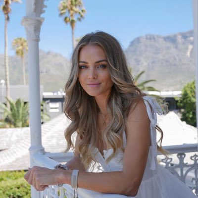 💫 Everly Carrick 💫 tweet media