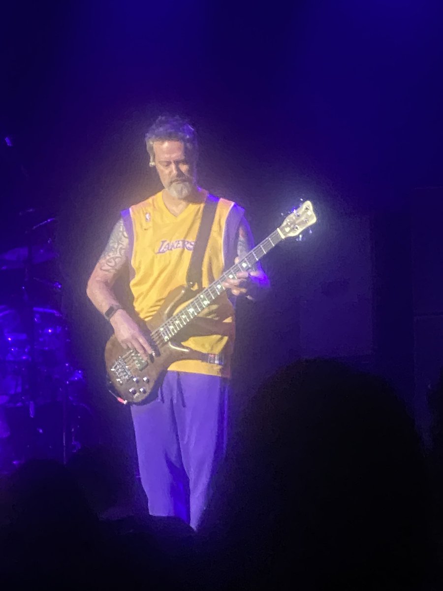 Anthonyshiny's tweet photo. @pnut Look at this guy! Great night, my dude! 🔥 https://t.co/9tQnDMitN2