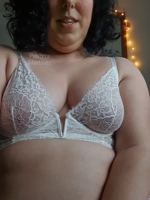 Happy weekend   #lingerie #bra #lace https://t.co/QpI8Q5qgJa<a href="/tag/lingerie"class="tags">#lingerie</a><a href="/tag/bra"class="tags">#bra</a><a href="/tag/lace"class="tags">#lace</a>