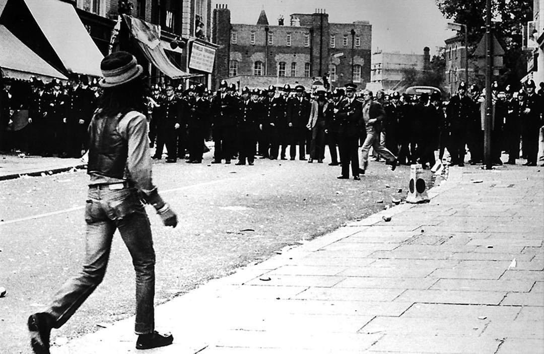 Don Letts: Portobello Road, London, during the Notting Hill Carnival riots in 1976

📸 Rocco Macally

@RebelDread @TheClash @GCPunkNewWave @NewWaveAndPunk @JoeStrummer @RAR_uk @rogerhuddle @GJMunro26