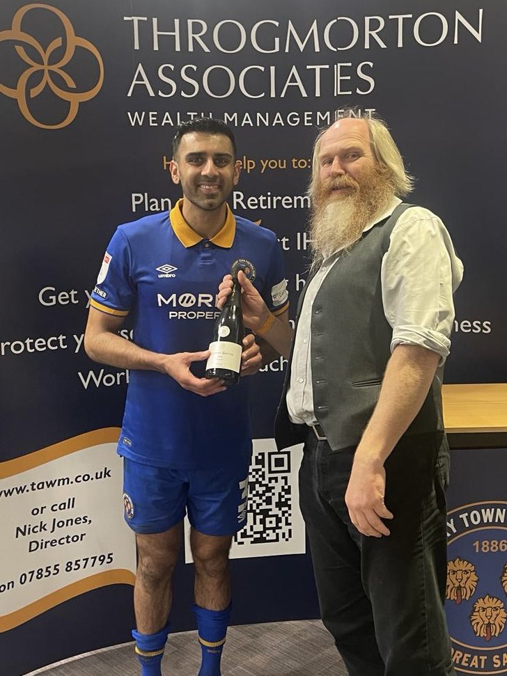 Today’s @NickJonesWealth Planning man of the match is @Mal_1993 , with match sponsor Les Kynaston presenting the champagne. Well played Mal, not sure how @shrewsburytown haven’t got at least a point today?! #Salop