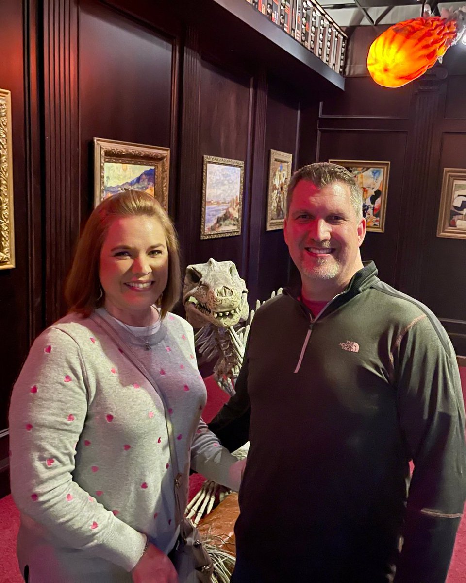 aardvarktx's tweet image. Who knew a library could be this much fun? Team Aardvark took on Puttery's Library-themed mini golf course, and it was a night filled with laughs, teamwork, and friendly competition. 📚 #puttery #teambuilding #marketing