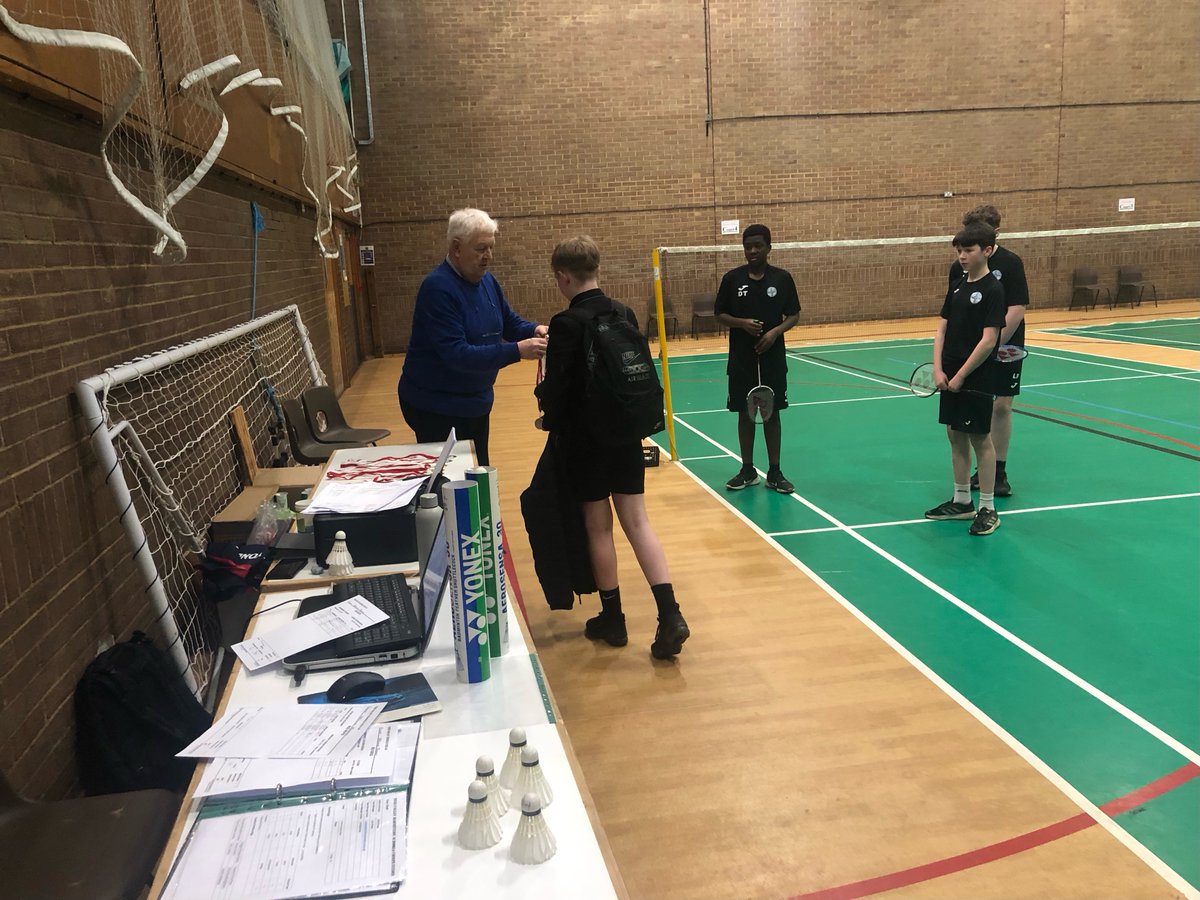 🏸 KS3 Badminton Stars 🏸

A team of Noah L, Ellis B, Harry B and Olly T had qualified from the Hartlepool competition and managed to beat 2 other schools on the night but lost in a tight game against the competition's eventual winners.