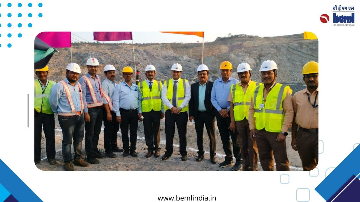 Humbled to be greeted by shri Sanjeev Reddy, GM (Operations), WCL- Nagpur, and had a great experience in visiting Umrer open cast mines and interact with engineers & officials. @CoalIndiaHQ @TeamWCL