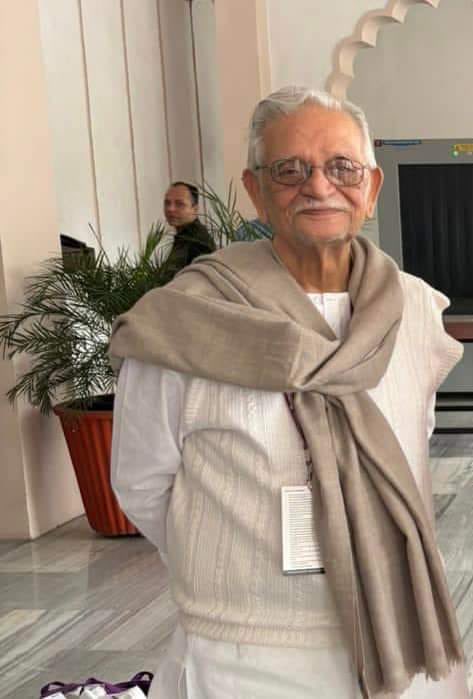 Warmest congratulations to Gulzar Sahib on winning India’s highest literary award for lifetime achievement, the Jnanpith Award, for his extraordinary services to Urdu poetry. Richly deserved! One of those rare accolades applauded both by the general public &amp; the cognoscenti 🙏