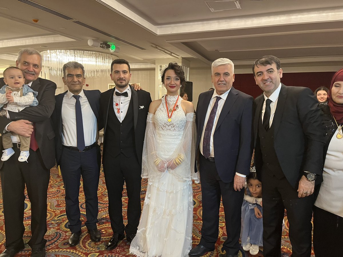 Sensitive Premium Resprt Hotel de Arıkan - Karacan ailelerinin evlatları Merve ve Can Burak’ın düğününe katıldık. Mutluluklar dileriz.