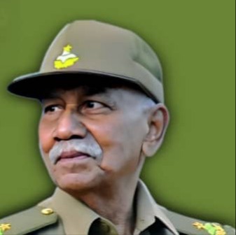 Ephj20's tweet photo. #FidelPorSiempre sobre Juan Almeida: "...Defendió principios de justicia que serán defendidos en cualquier tiempo y en cualquier época, mientras los seres humanos respiren sobre la tierra.
¡No digamos que Almeida ha muerto! ¡Vive hoy más que nunca!" https://t.co/r2VMoa39Lw