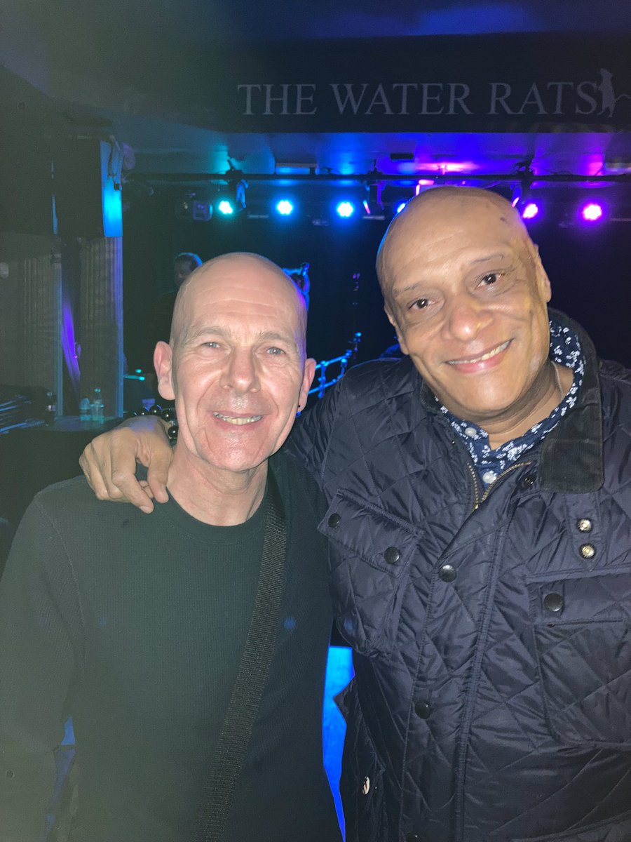 I finally met one of my all time favourite drummers last night, the great @MelGaynorMusic, formerly of @simplemindscom! A huge influence for such a long time, it was fantastic to see him light it up with his very own band at @Water_Rats in London, a brilliant gig! #MelGaynor