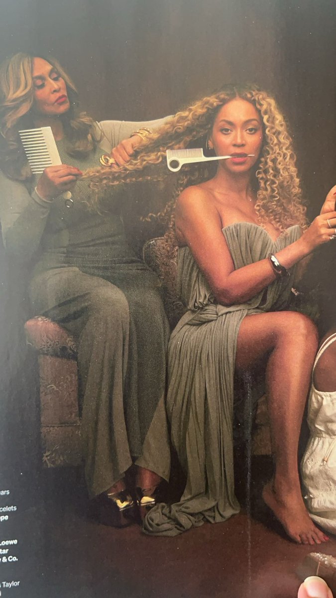 beyoncepress's tweet image. 🚨 BEYONCÉ AND TINA for ESSENCE Magazine.