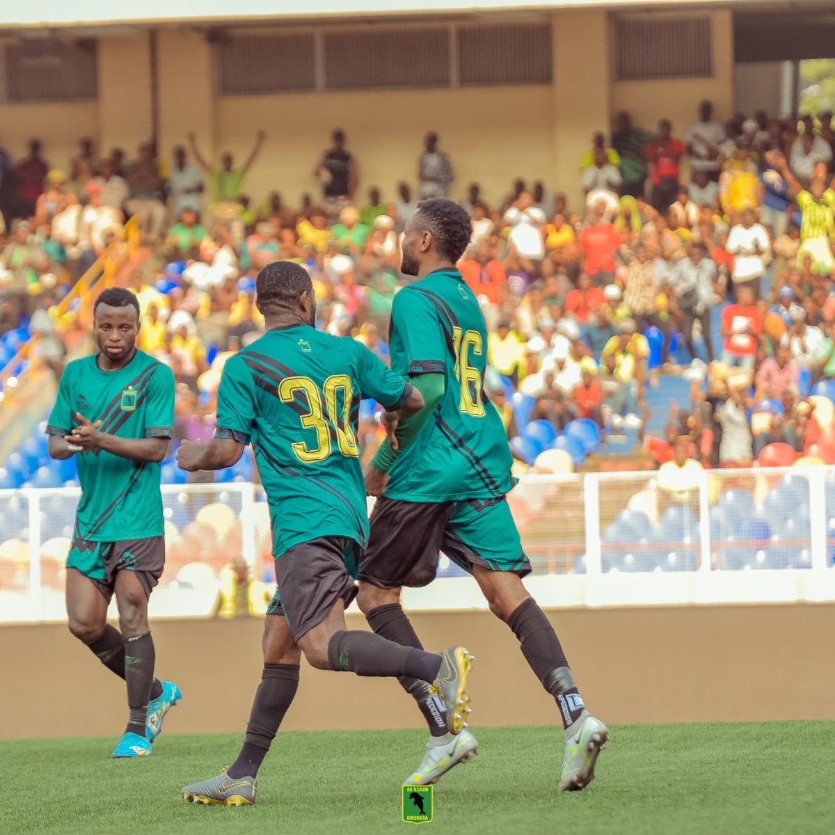 veaofficiel's tweet photo. 𝐒𝐂𝐎𝐑𝐄 𝐅𝐈𝐍𝐀𝐋 
𝗔𝗦 𝗩𝗶𝘁𝗮 𝗖𝗹𝘂𝗯 𝟮-1 FC Céleste
40' [1-1] ⚽ 𝗝𝗮𝗰𝗾𝘂𝗲𝘀 𝗕𝗔𝗞𝗨𝗟𝗨
91' [2-1] ⚽ 𝗣𝗮𝘁𝗿𝗶𝗰𝗸 𝗕𝗔𝗡𝗭𝗔

#Amical #ASVFCC
#𝚅𝙴𝙰𝚗𝚊𝙼𝙾𝚃𝙴𝙼𝙰 🫶🏿🟢🟡⚫ https://t.co/1ApYuTd4rA
