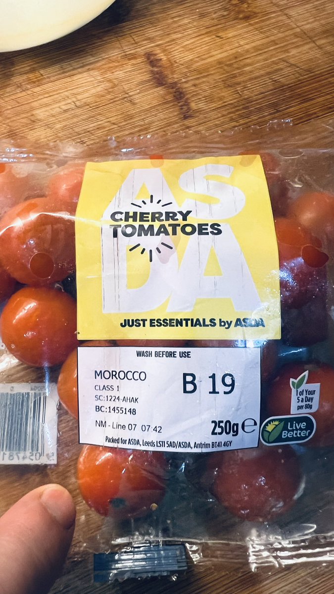 Ian Thorne tweet media