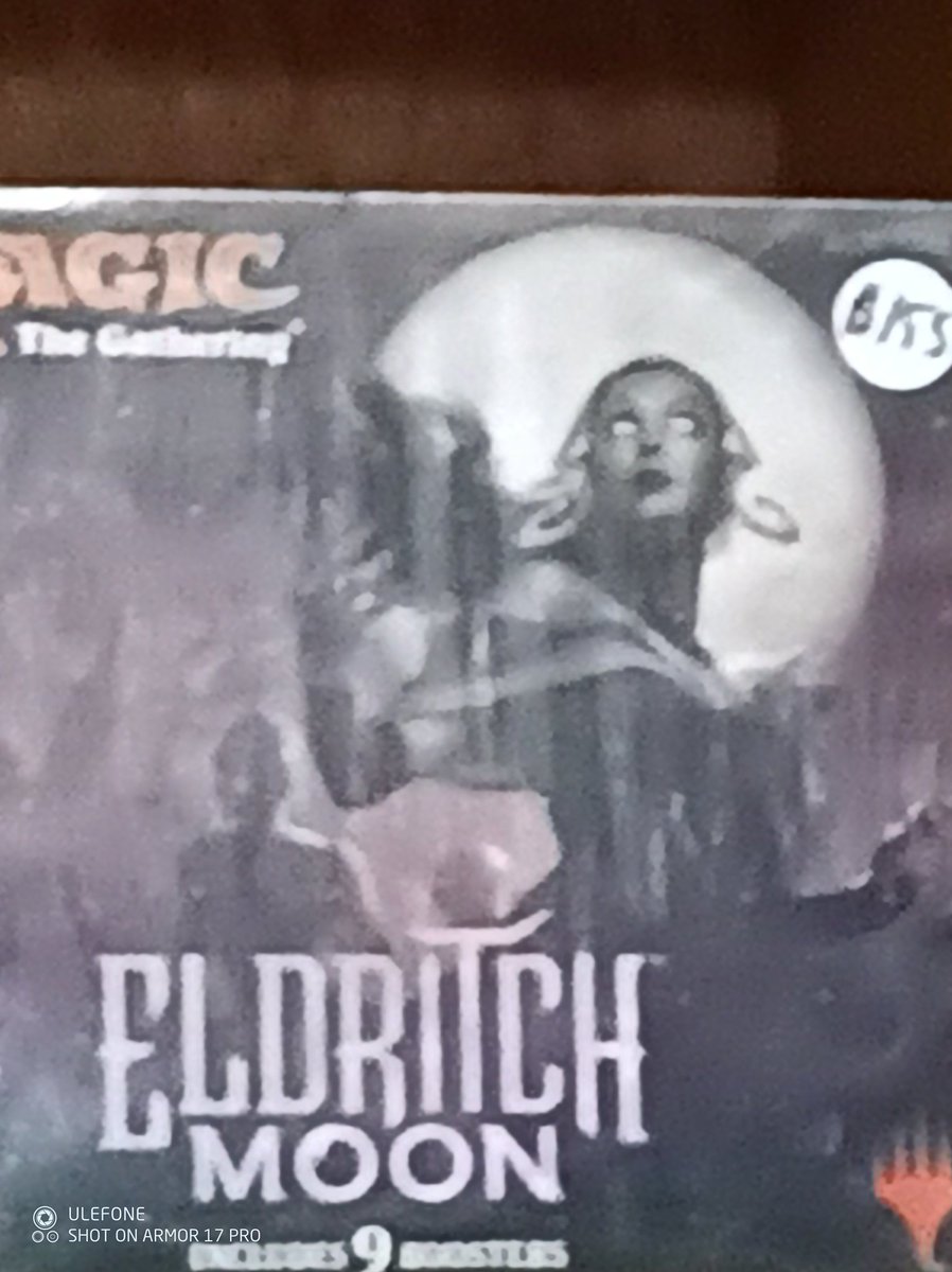 burdinscomics's tweet image. Weekend Deal Alert! Fat pack when they were called that! Eldritch Moon FP selling places for $120-170+ plus shipping. Get one of the two I have for $75+ TX only until tomorrow at 4pm
#eldritchmoon #MTG #FATPACK  #monsters #wotc