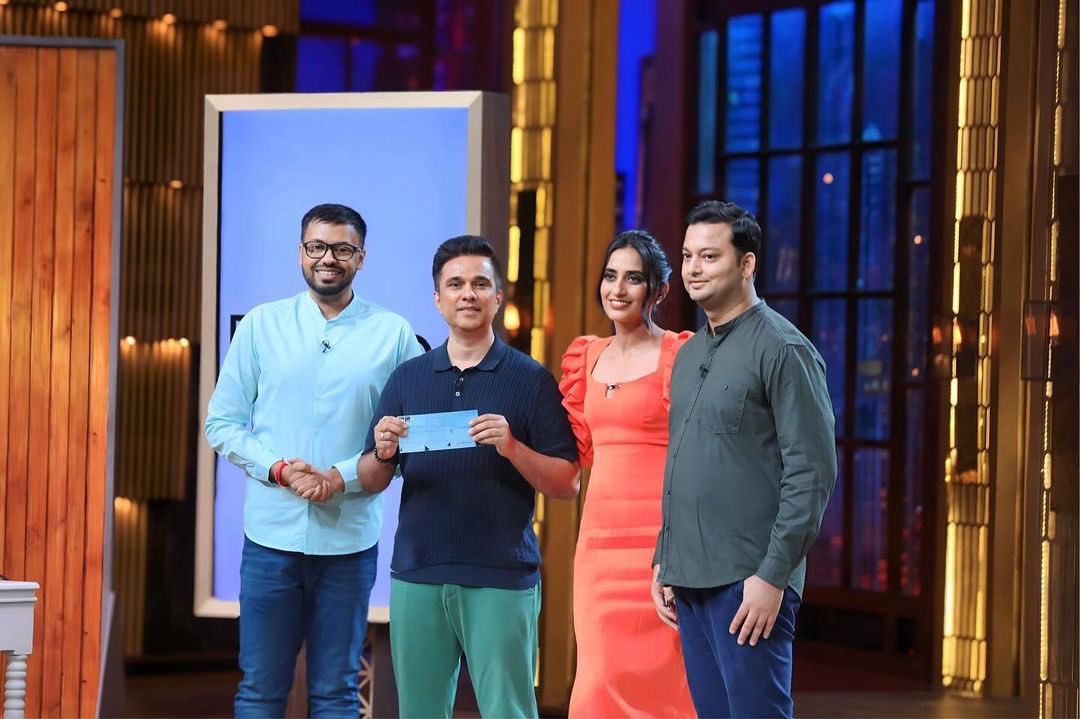 Danish Jamil tweet media