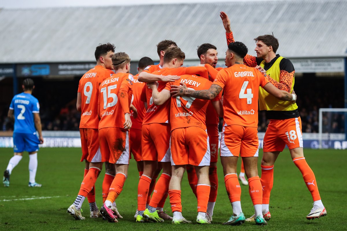 We're in this together. Let's get to it on Tuesday for the semi-final! 🏆 🍊 #UTMP