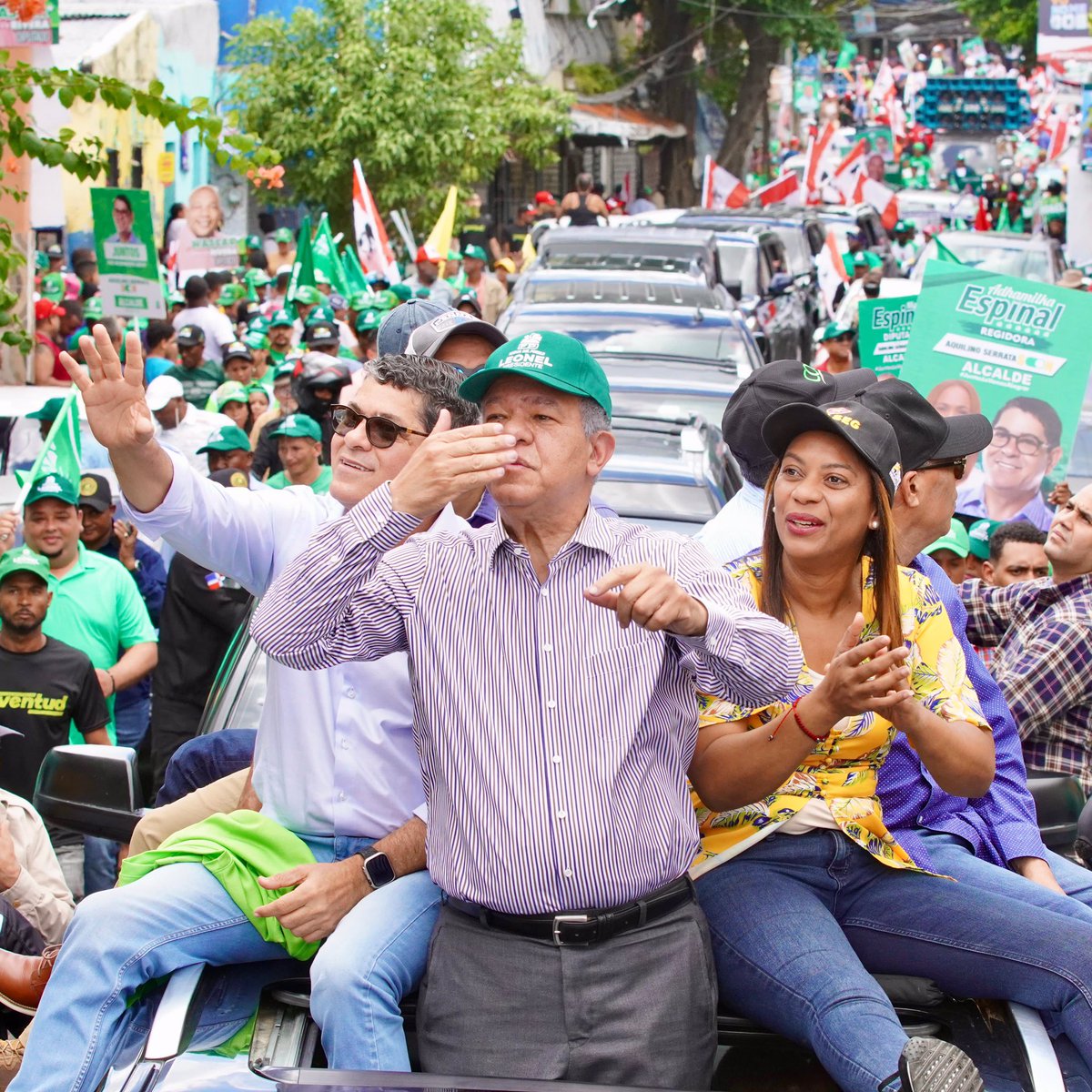 Nathalyram2's tweet photo. El entusiasmo de nuestra gente al saber que Aquilino Serrata (SON), será el próximo alcalde de SDO es inmenso y contagioso, juntos construiremos ¡Un Municipio Nuevo!💚✅

#AquilinoSerrataAlcalde https://t.co/TgDqWZgH3D
