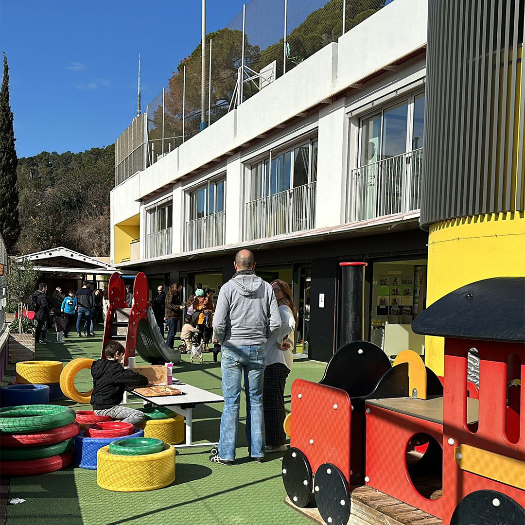 EscolaFMTE's tweet photo. Gran jornada de #PortesObertes avui l’Escola Frederic Mistral-Tècnic Eulàlia, tant a #Sarrià com a #Tibidabo. 

No heu pogut venir avui a conèixer-nos? Demaneu una entrevista personalitzada per veure el dia a dia de l’escola trucant-nos al 93 203 12 80. #CreantEscola https://t.co/FOicnCQgoE