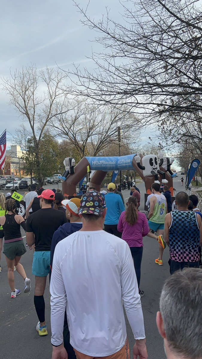 JBlanchard_16's tweet image. Hot Chocolate anyone? 15k in the books.  #aer #aerteamorange2024 #6amrun