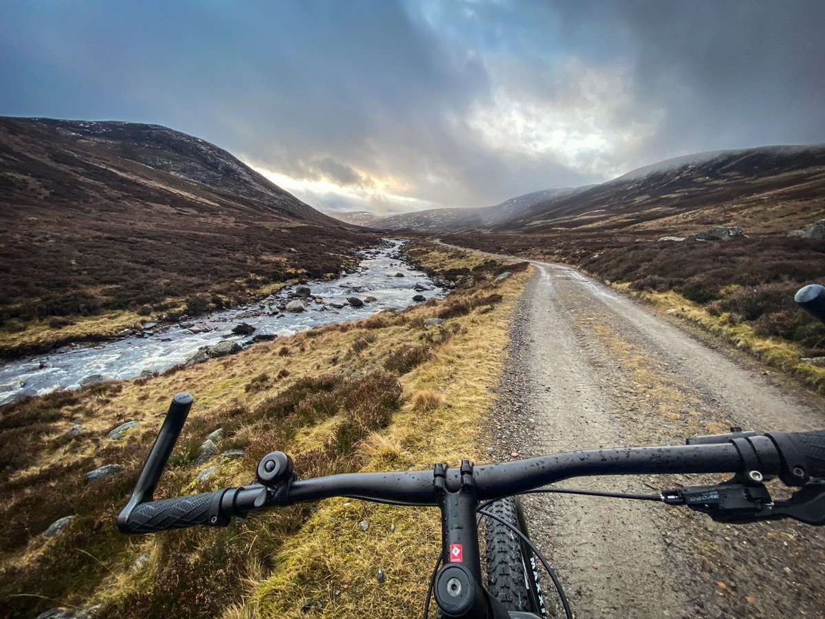 steamingboots's tweet photo. 8.00 this morning - this was as good as it got all day and the rain started not long after this shot was taken 💦💦 A lovely cycle up Glen Callater :) https://t.co/HxjhFjKprU