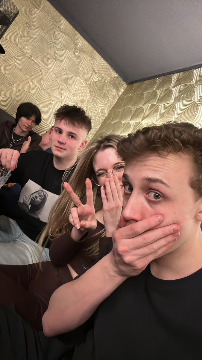 Tomiáš tweet media