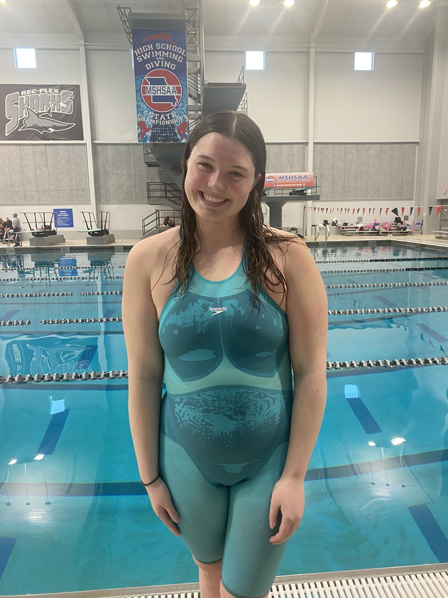BSSswimanddive's tweet photo. Congrats to Kara Good for her 11th place finish in her senior swim in the 100 yard breaststroke at the MSHSAA swimming championships. https://t.co/iQI4HFDS7A