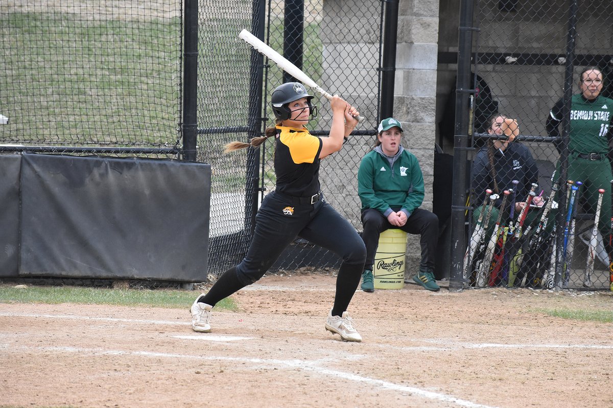 wscwildcats's tweet image. Sweeney has grand slam and five RBI for @WSCWildcatSB in loss at Emporia State.  #NSICSB  #PlayforthePaw
wscwildcats.com/news/2024/2/17…