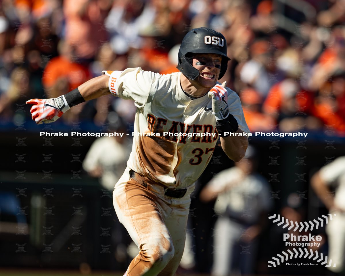 phrakephoto's tweet photo. Travis Bazzana (37) 2B Australia OSU Beavers JR #gobeavs #osubeavers #osubeaverbaseball #gobeavers #osu #osugame #baseballaustralia #aussiebaseball #downunderbaseball #abl #australianbaseball #baseballaustralia
@baseballcomau
@au_dthompson
@SydneyBlueSox
@TBazzana https://t.co/ea0piWID7z