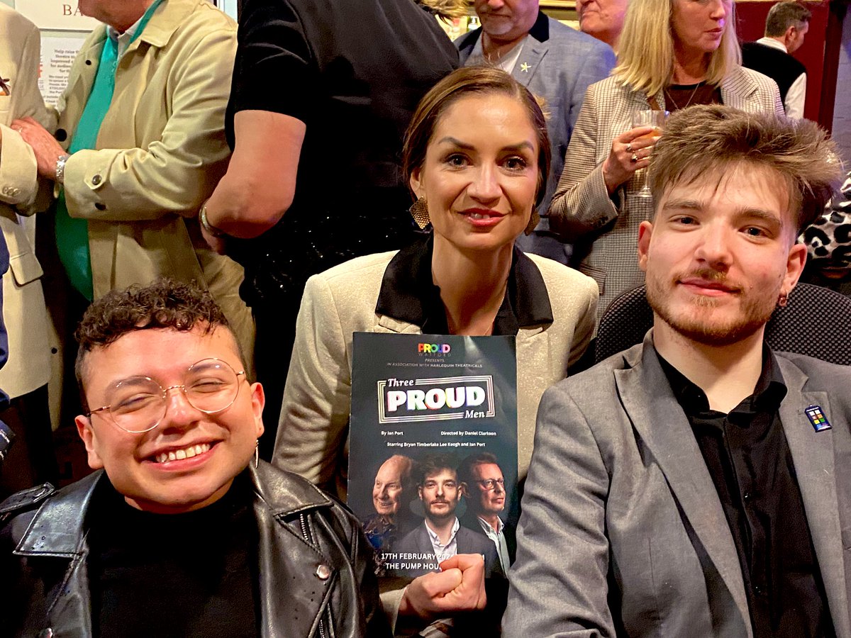 What an incredible Saturday, with #ThreeProudeMen delivering a stunning show! It is a privilege to be part of the #watford community <a href="/leekeogh63/">Lee Keogh</a>  <a href="/Ianmport/">Think About It Films 🇺🇦 🇬🇧 🏳️‍🌈</a> Brian ❤️🖤💛.  

#Proudwatford
#LGBTQplus