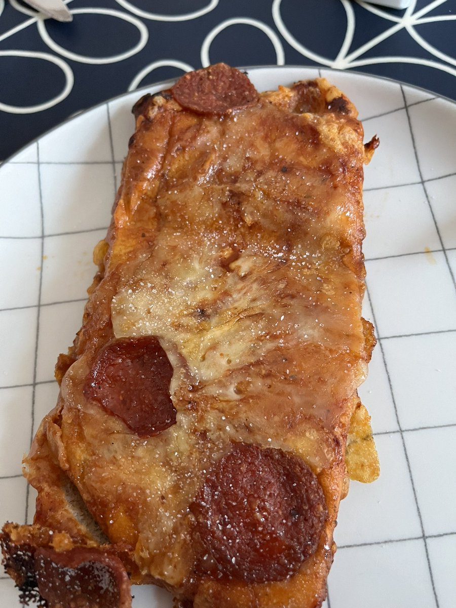 Alison Cook tweet media