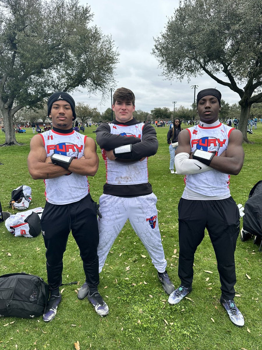 MickensJay's tweet photo. Boys putting in work out here in New Orleans #TeamFury #FuryEffect #BattleTourney https://t.co/0jVLYr3pvO