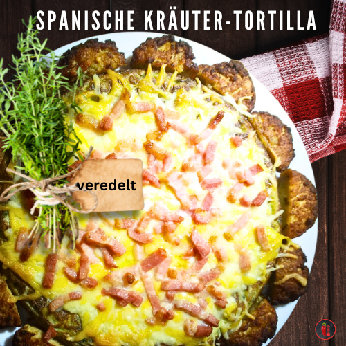 Am Abend experimentiert: Spanische Kräuter-Tortilla, umarmt von Fleischbällchen und veredelt mit einer Schicht aus Schinkenwürfel, Cheddar, Manchego &amp; Idiazabal. Ein Geschmackserlebnis, das traditionelle Wurzeln mit kühnen Aromen verbindet! #foodlover #tortilla