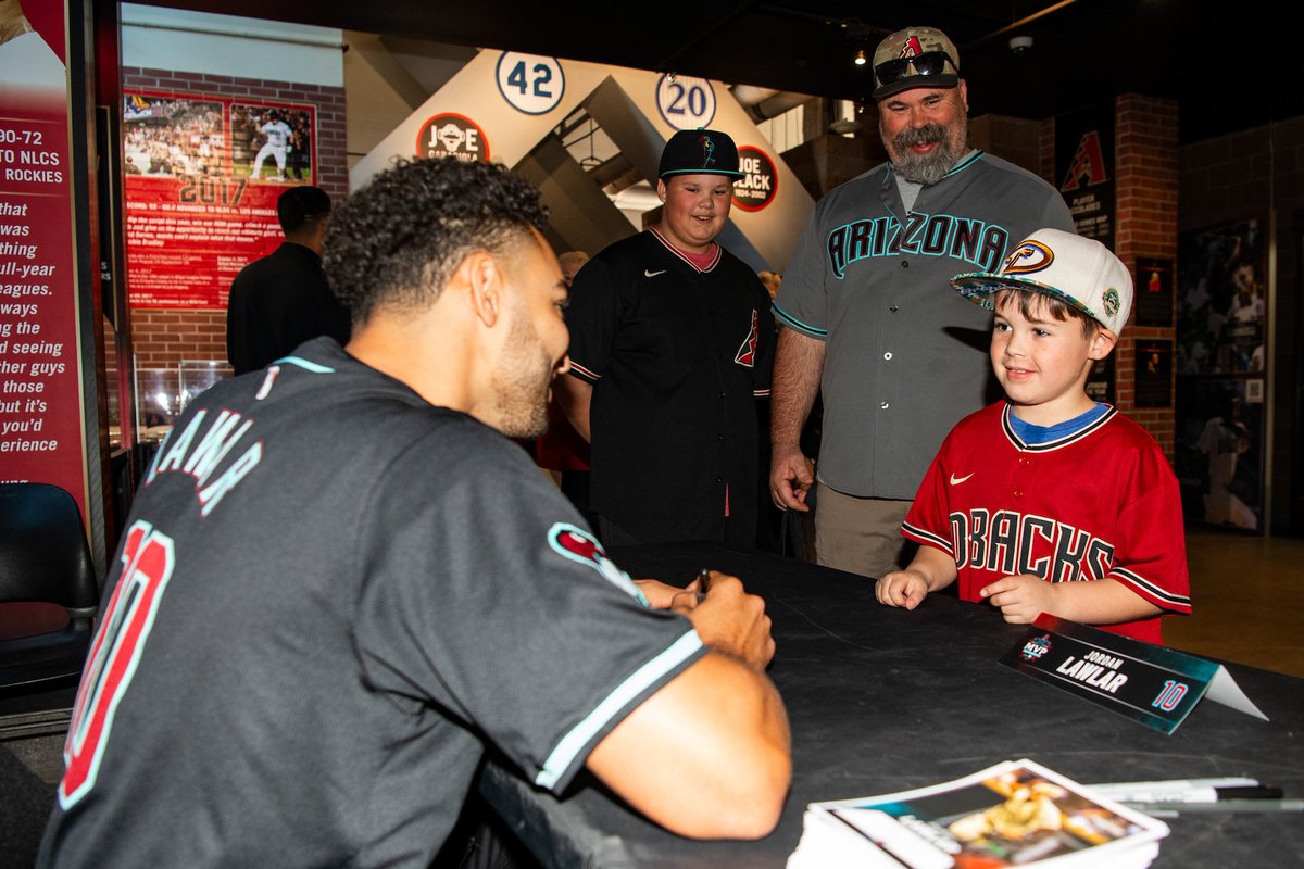 Arizona Diamondbacks (@dbacks) on Twitter photo We had fun seeing so many of our fans at today's Most Valuable Party!
We'll see you all again at <a href="/ChaseField/">Chase Field</a> soon. 🤗 We had fun seeing so many of our fans at today's Most Valuable Party!
We'll see you all again at <a href="/ChaseField/">Chase Field</a> soon. 🤗
