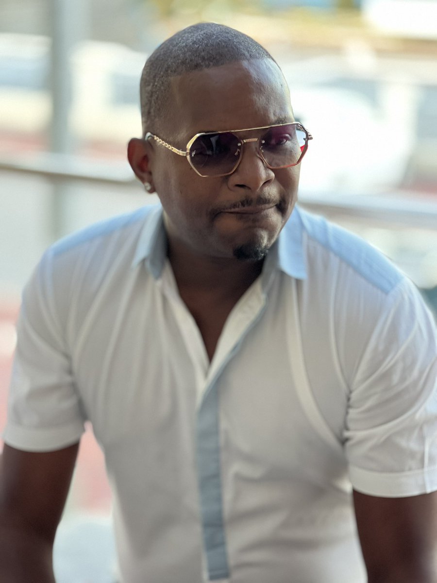 Life will always be good. Omnye phez komnye.