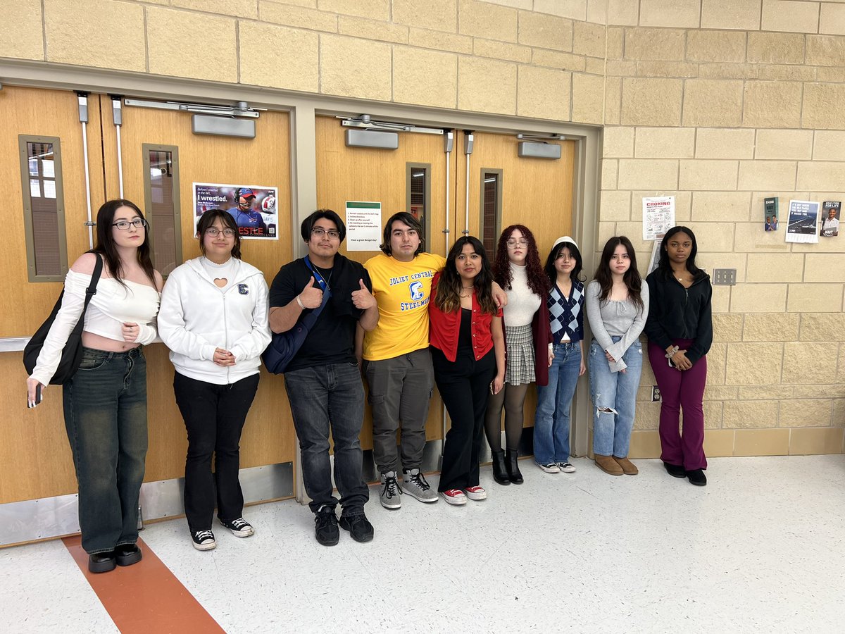 Mr. Gandhi Schlote tweet media