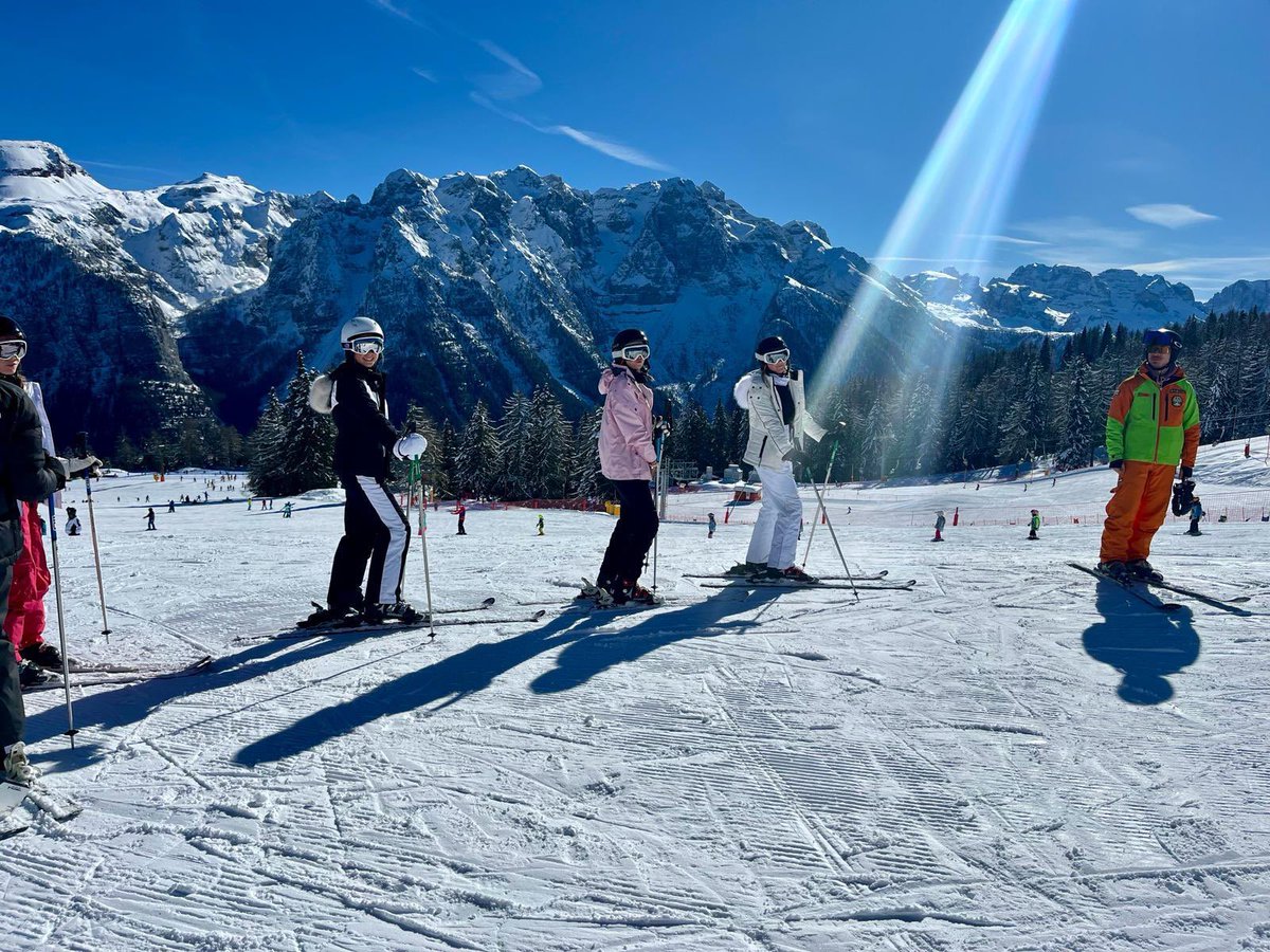 ColneValleyHigh's tweet photo. After saying “arrivederci” to #Folgarida and our friends at #Maxski , the CVHS ski family are safely back in the UK and heading home. Proud of our amazing, resilient and respectful students!
#CVHSSki2024
💚🤍❤️🇮🇹⛷️ https://t.co/X5pHNjOHzs