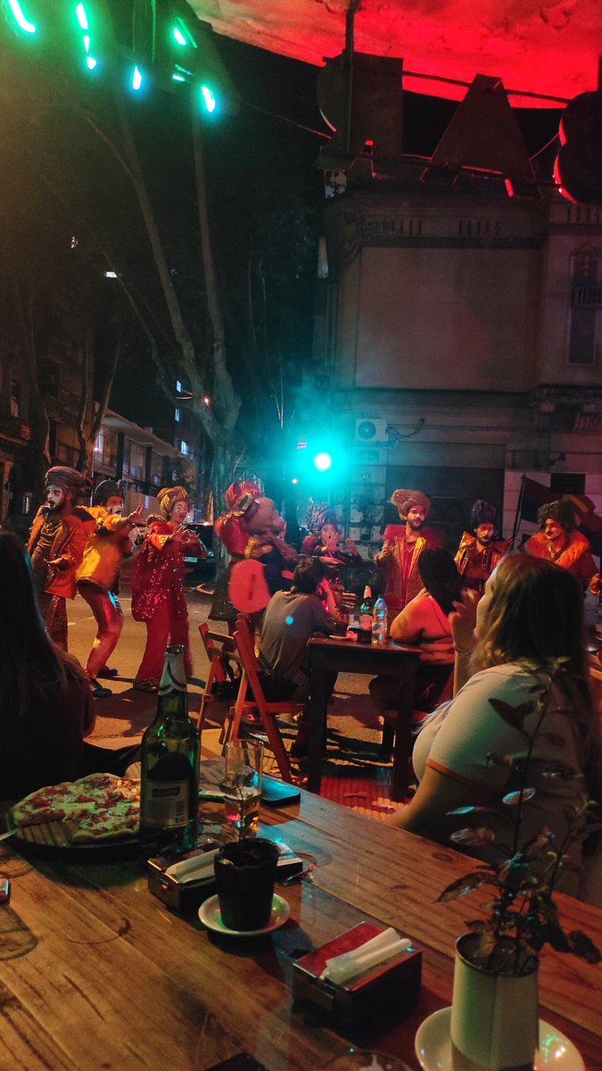 Andorra, murga y fernet

Excelente servicio 💯