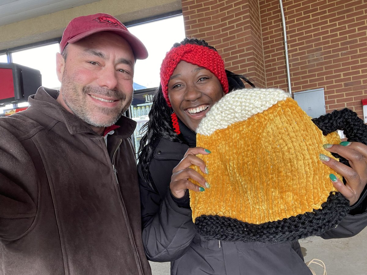 PhilElsonPxP's tweet photo. This is just the coolest! Thank you so much to @Knit_At_Baum for these Bases Loaded beer hats! They will be with us at every @RazorbackBSB game from now on. #WPS https://t.co/1YSCMQClNX