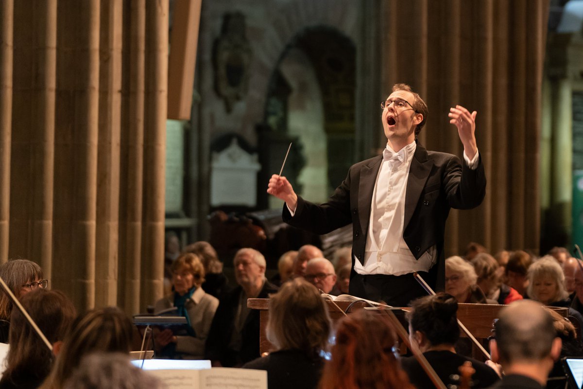 Love #classical? From #Beethoven to #Blackford, don't miss this fab #choral #concert in @WorcCathedral Sat 16 Mar with 140 voices, symphony orchestra & soloists @SJBFairbairn @SamJeanPrice @gwilymbowen @domsedgwick Tickets wfcs.online 0333 666 3366 @whitefootimages
