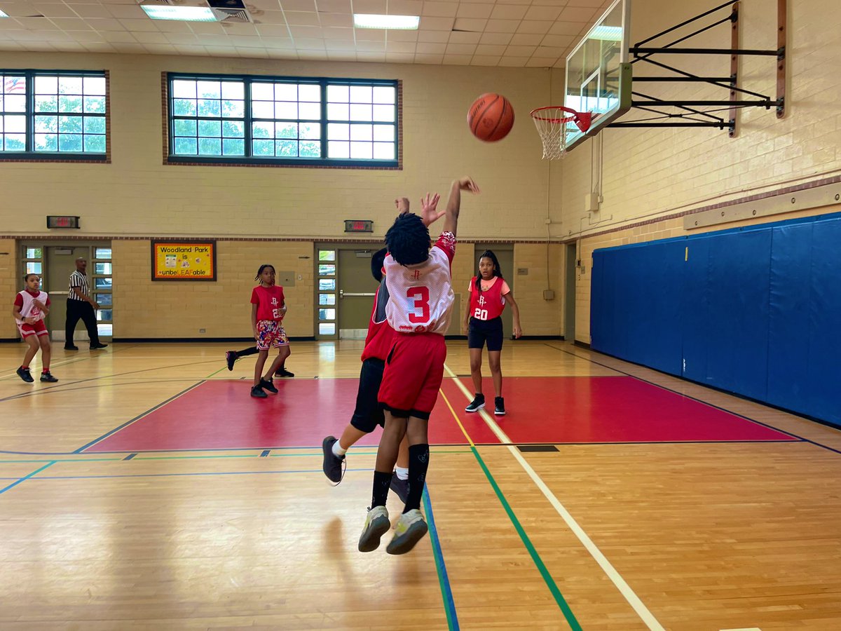 MichonMegan's tweet photo. Thank you @HPARD-Woodland Park and Team for hosting #HartmanPark, #MoodyPark, #ClintonPark, and #MontieBeachPark for our week 2 Spring season games! Congratulations to all of the teams for a great game day! #GHPAL #OntoWeek3 #OCA #TeamWork #Rockets https://t.co/jARzvsLMEY