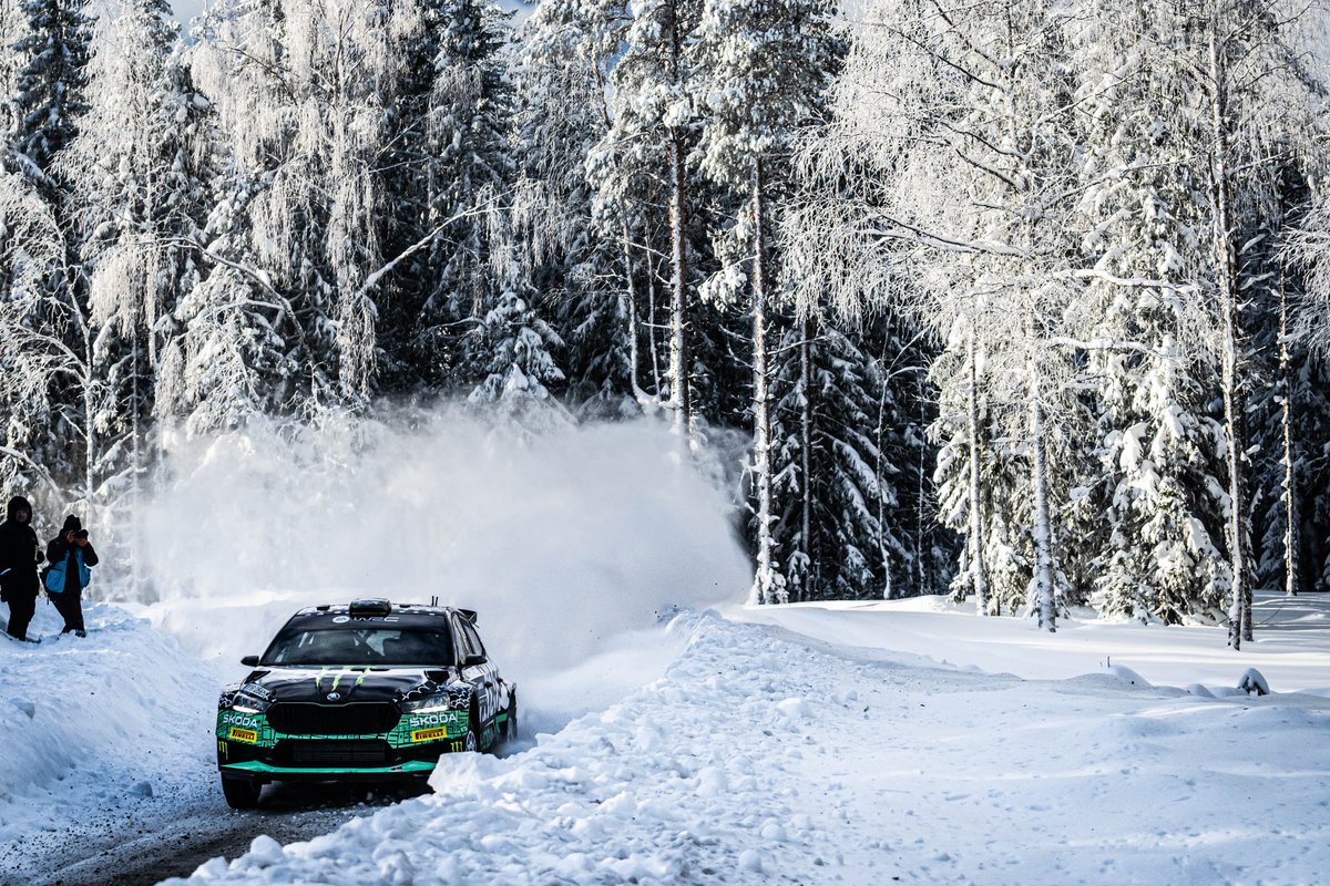 another day another slay ✨ @oliversolberg01 & @EAERallying keep the amazing speed and WRC2 lead in Sweden 🇸🇪 #ToksportWRT #SkodaFabiaRSRally2 #SkodaMotorsport #EvolutionOfSuccess #WRC #RallySweden