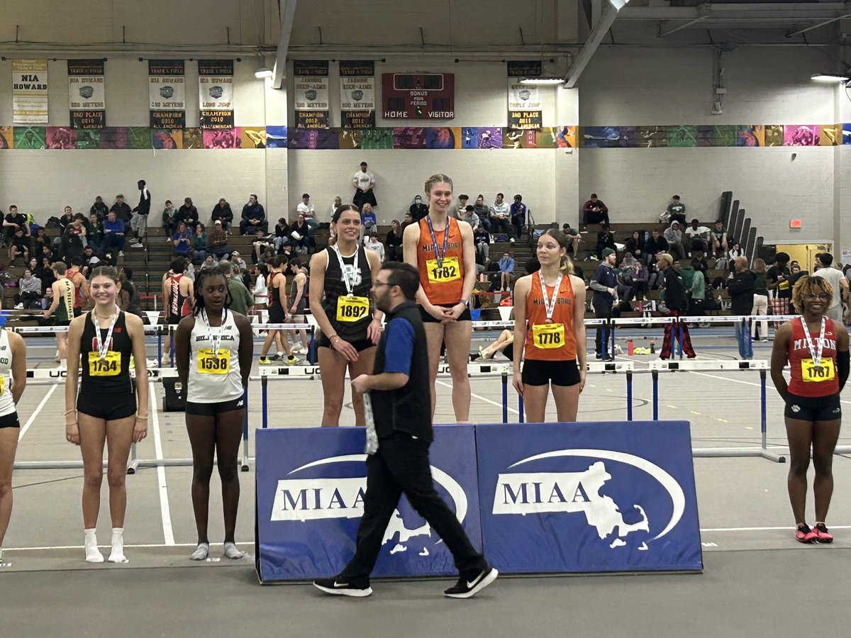 MIAA D3 Championship 1 State Champion 3 School Records 5 Medalists 7 Pb’s Wheeler 55h Champion SR 8.41 Sontonwa SR 2M DiBona SR 300 @PrincipalBran @MiddleboroAD @BrocktonSports @ChrisMcDaniel88