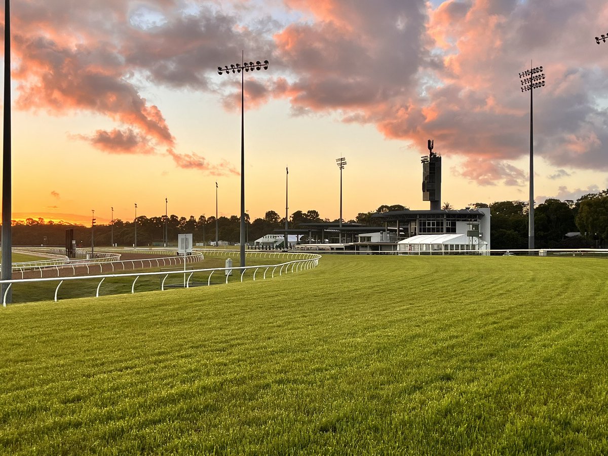 Sunshine Coast latest track update Weather Fine Track Heavy 10 Rainfall Nil past 24hrs Total of 146mm past 7 days Irrigation nil past 24hrs and past 7 days Rail True the entire course Penetrometer 7.5