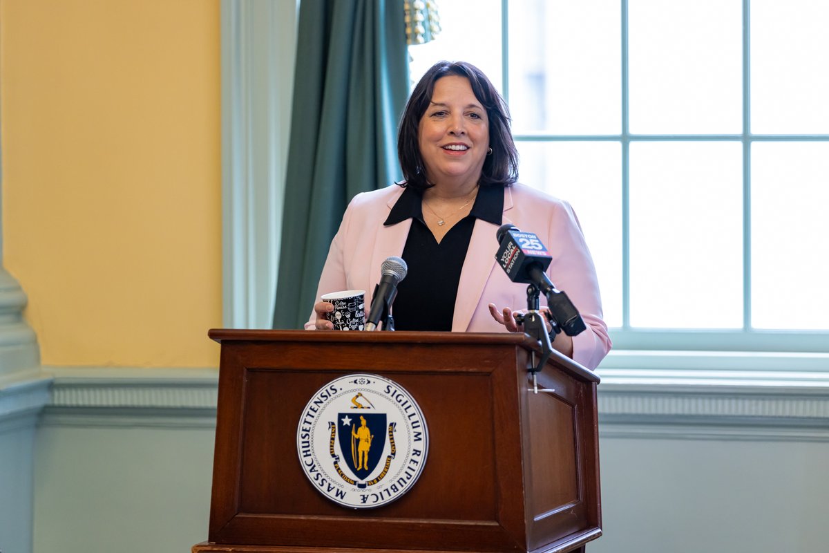 MassLtGov tweet picture