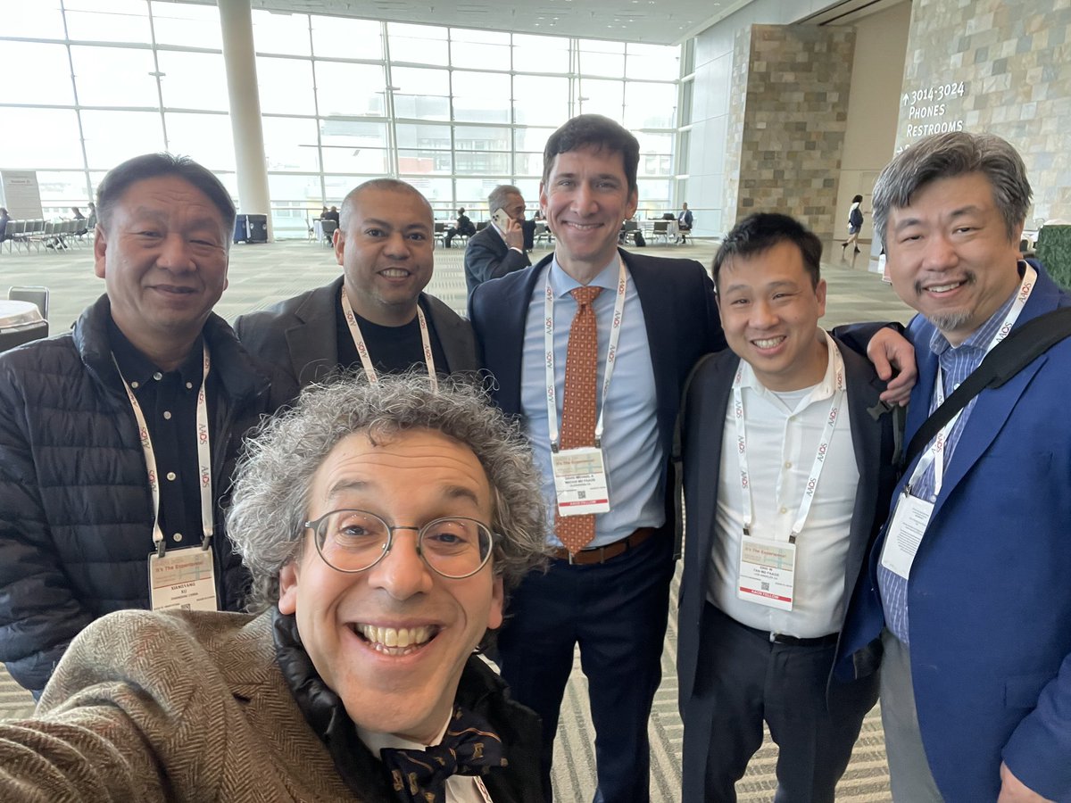 yannothere's tweet image. The Baltimore “gang”. When residency brotherhood turning into lifelong friendships. With our ring leader and all shining stars in orthopedics.