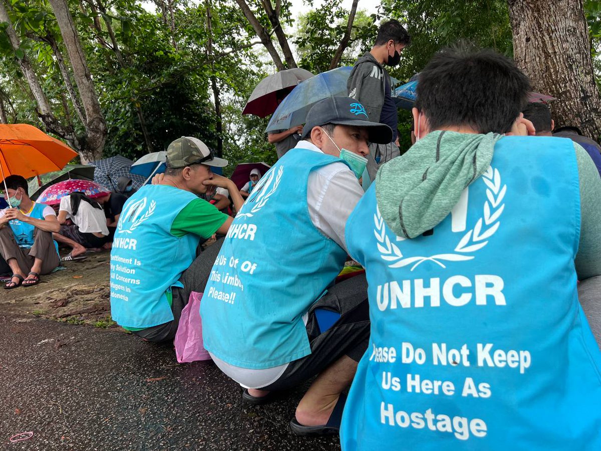 Hussain80799272's tweet photo. #End12YearsInLimbo_Indonesia
Due to inhuman policies, please don’t play with the lives and future of Hazara refugees in Indonesia https://t.co/cwK21cj0iA