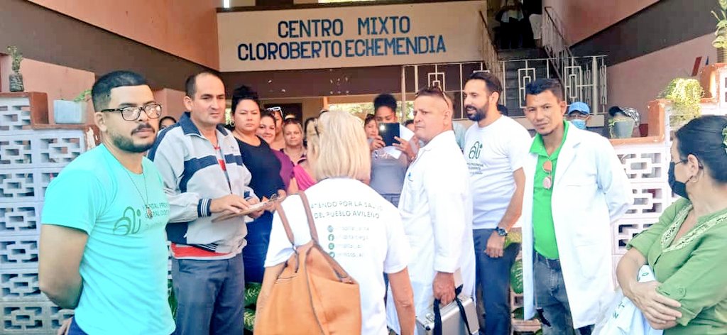 MorontaDr's tweet photo. Realizamos la Jornada por la Salud "Abrazando el Barrio" por el @hospital_ali, en el CP Guayacanes, del municipio Majagua. #CubaPorLaVida @MINSAPCuba
En estrecho vínculo con el pueblo, acercando los servicios de salud a las comunidades. #LatirAvileño
#Cuba 🇨🇺 @AsambleaCuba https://t.co/9ibDQ0SuVD