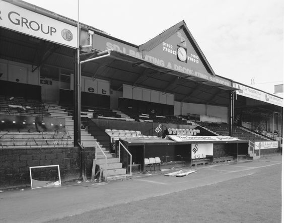 robertmdaws's tweet photo. SWANSEA CITY FC 
@SwansOfficial 
Vetch Field
