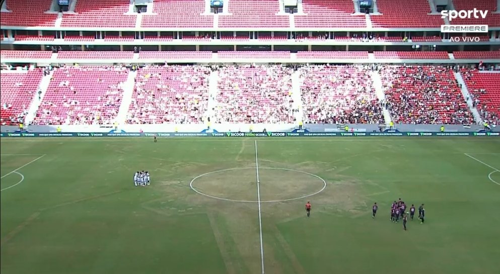 cristyan_kelwen's tweet photo. Cruzeiro em Brasília / Atlético MG em Brasília 

Em hipótese alguma compare!!! https://t.co/YFAzQm2d1l
