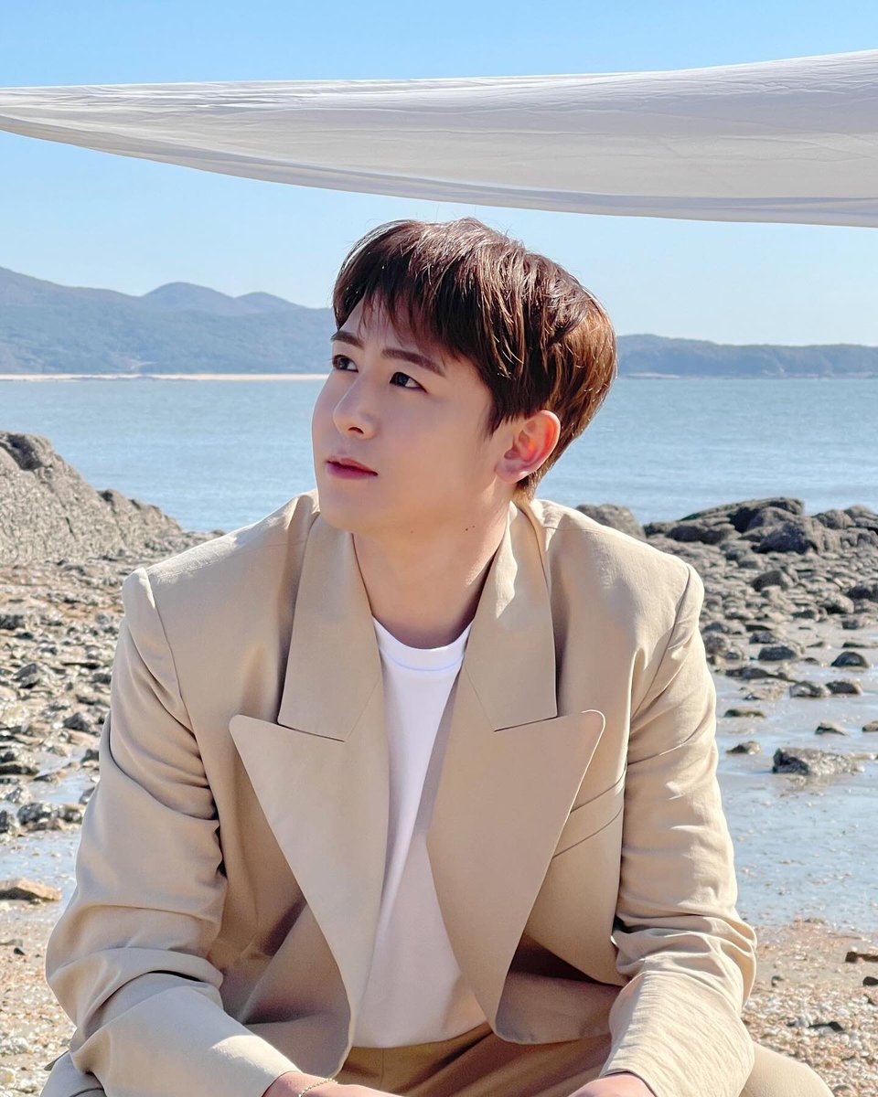 Nichkhun Brazil tweet media