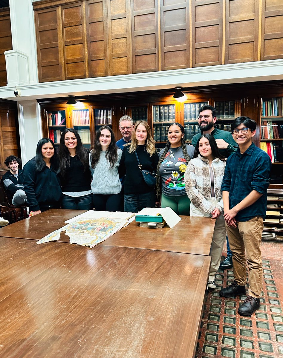Juanma_ramive's tweet photo. So thankful for the amazing exhibition on literature by nuns and manuscripts curated especially for us by Dr. O’Neil, @HSAmuseum 💯🤯😻 #nunshavingfun @colgateuniv https://t.co/4XVvOkDZWh